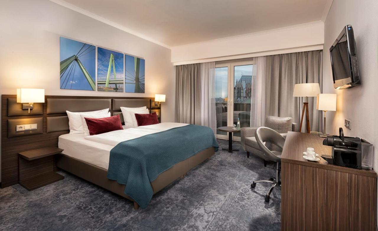 วินด์แฮม เคิลน์ Hotel โคโลญ ภายนอก รูปภาพ