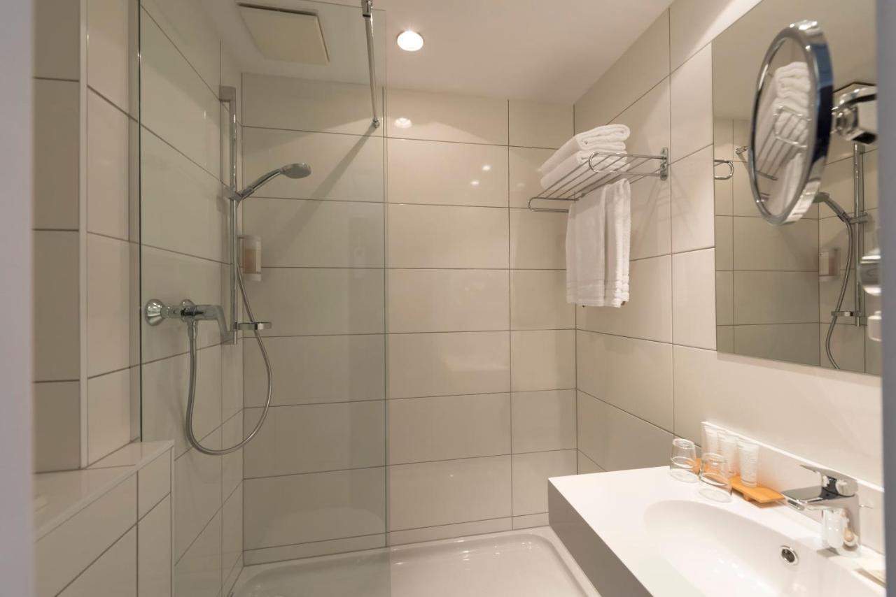 วินด์แฮม เคิลน์ Hotel โคโลญ ภายนอก รูปภาพ