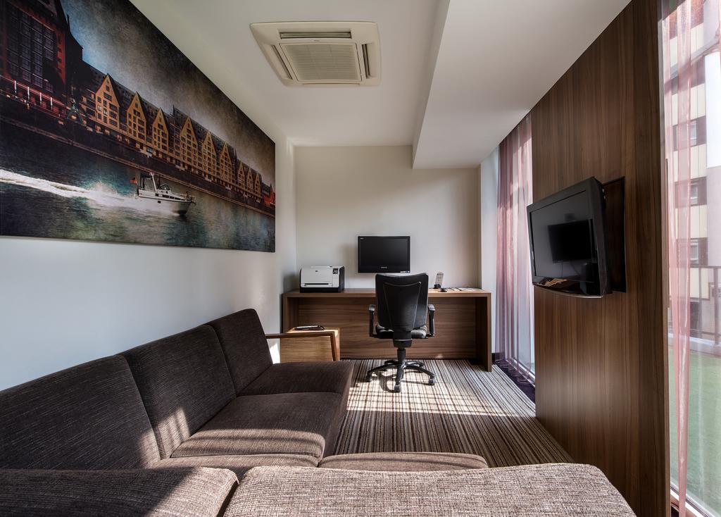 วินด์แฮม เคิลน์ Hotel โคโลญ ภายนอก รูปภาพ
